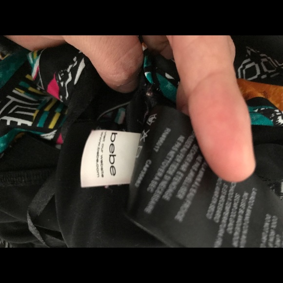 Fun print bebe crop top - Picture 3 of 3